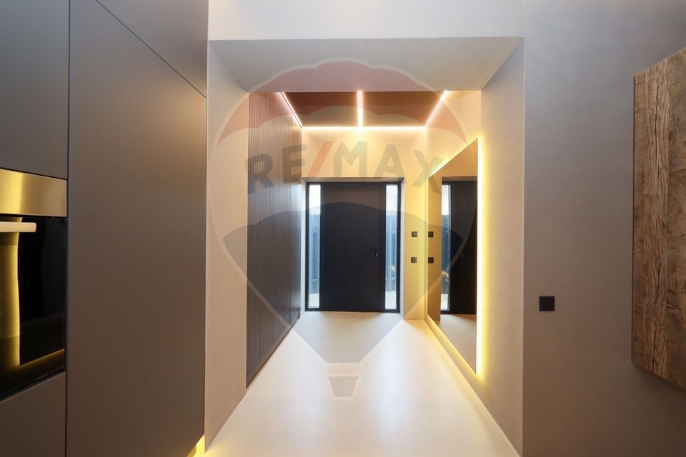 Casă modernă cu arhitectură minimalistă și confort inteligent Brasov