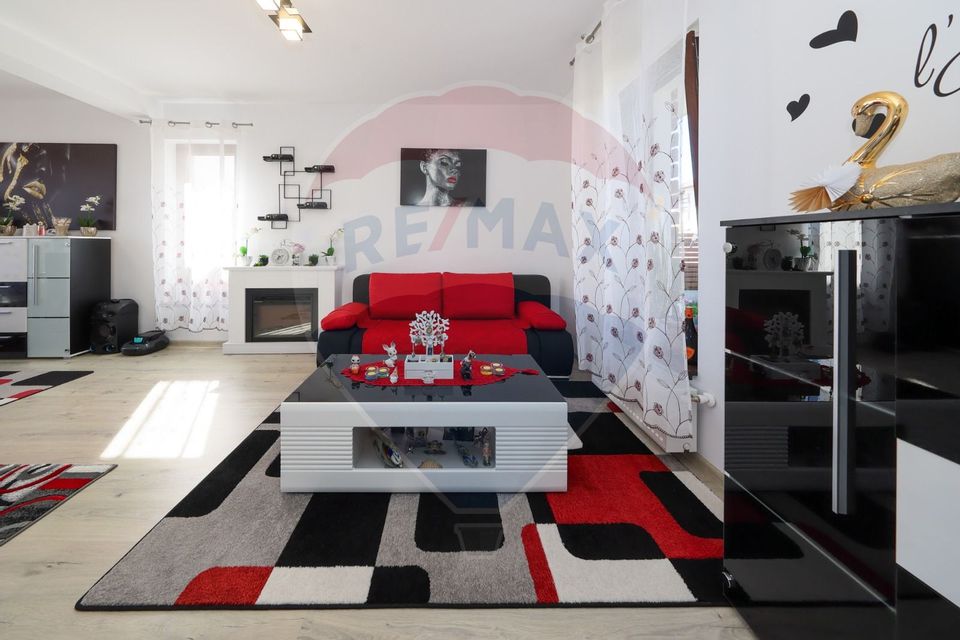 Vila mobilata modern, piscina, zona de interes Ghimbav!