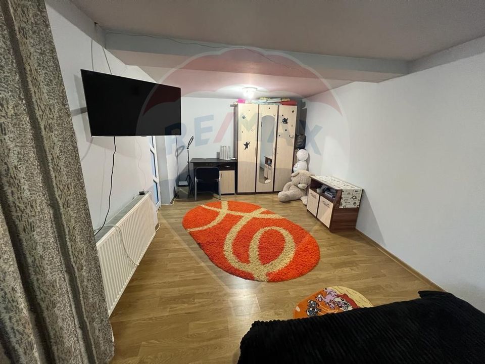 4 room House / Villa for sale