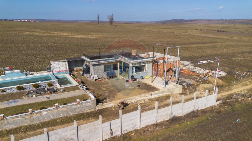 Land 13,500sqm Voinesti / Strada LUNGANI(DJ248B)