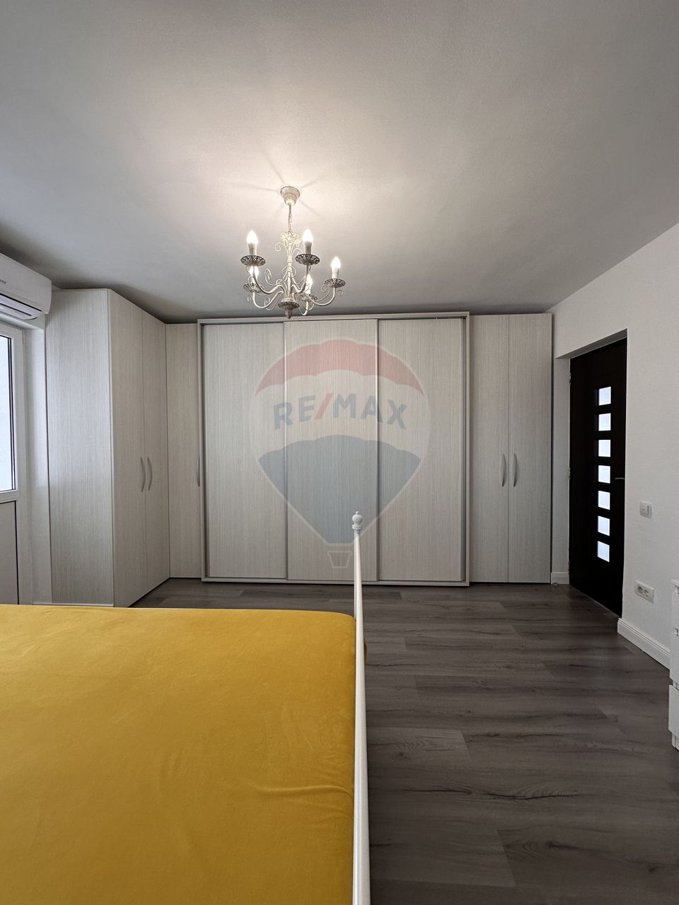 2 room Apartment for rent, Titan area