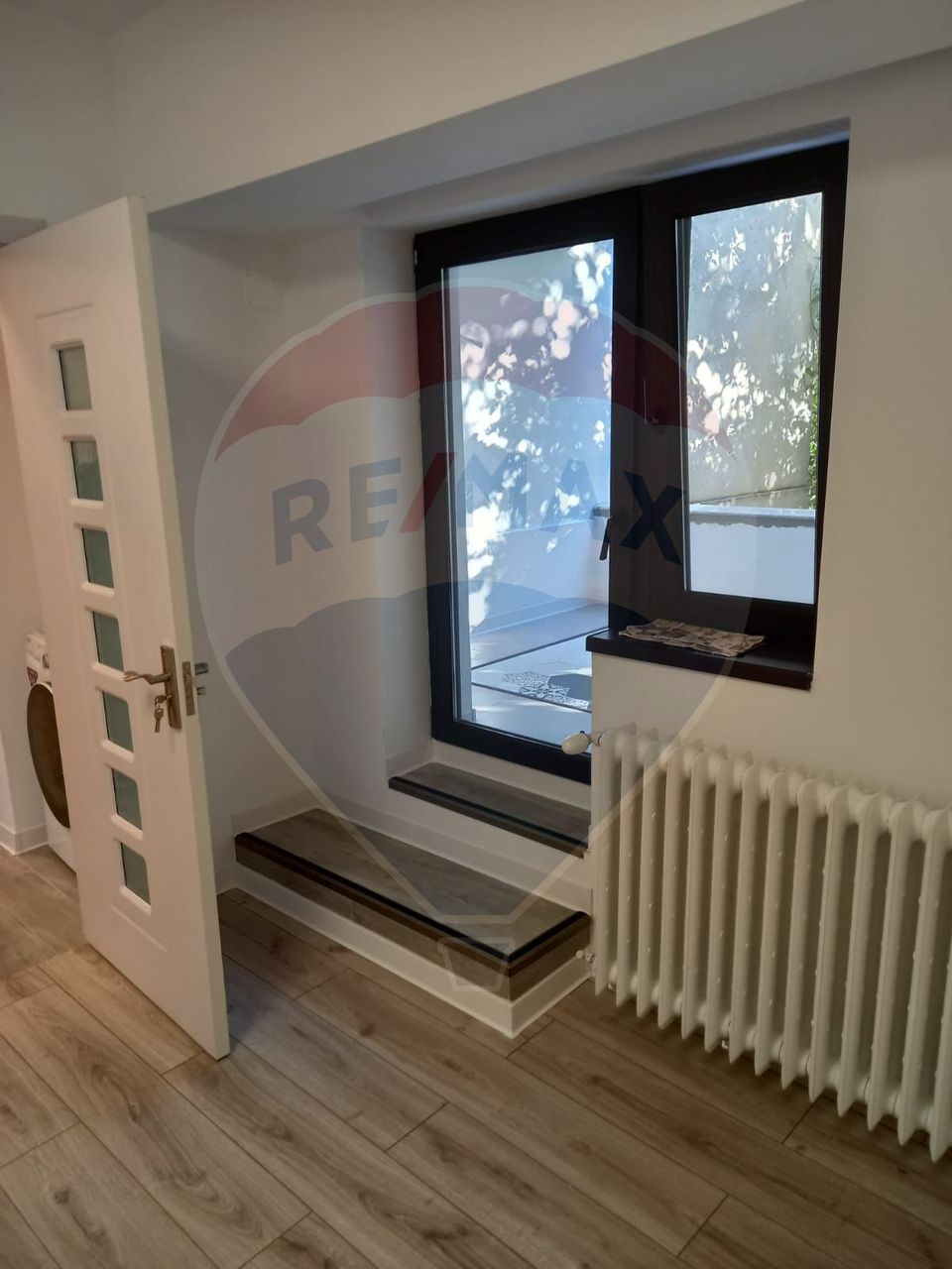 4 camere renovat | vedere fântâni Unirii | Bibescu Vodă | 106 mp