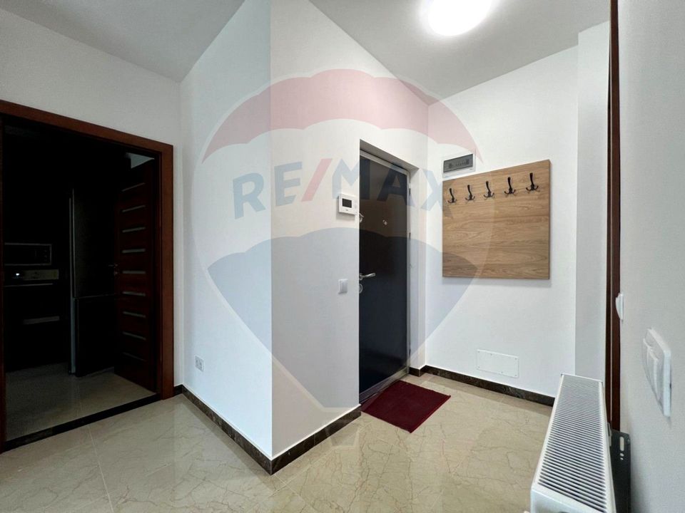 Apartament cu 2 camere | garaj | prima închiriere | zona Platinia