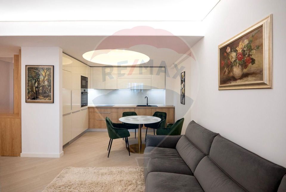 3 room Apartment for rent, Pipera area