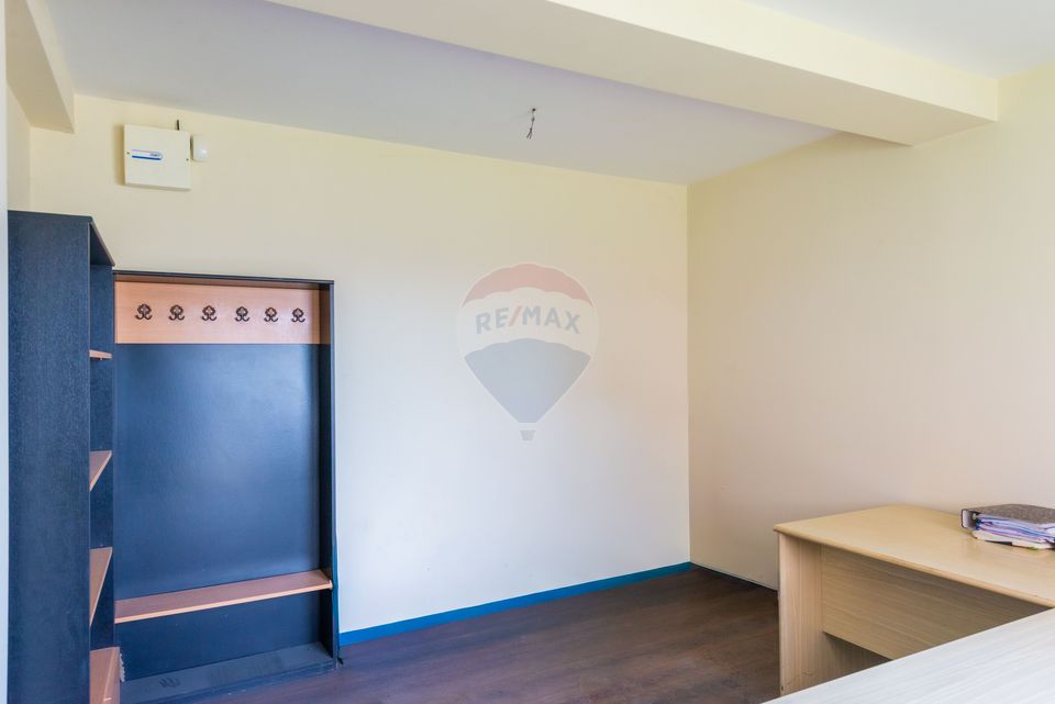 De vanzare proprietate speciala versatila | Casa + hala, teren 580mp