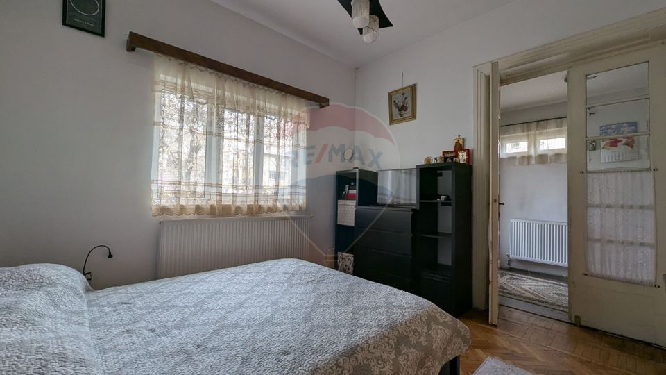 Vânzare Casă / Vilă cu 11 camere  în zona Iancului