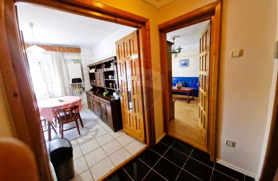 3 room Apartment for rent, Malul Muresului area