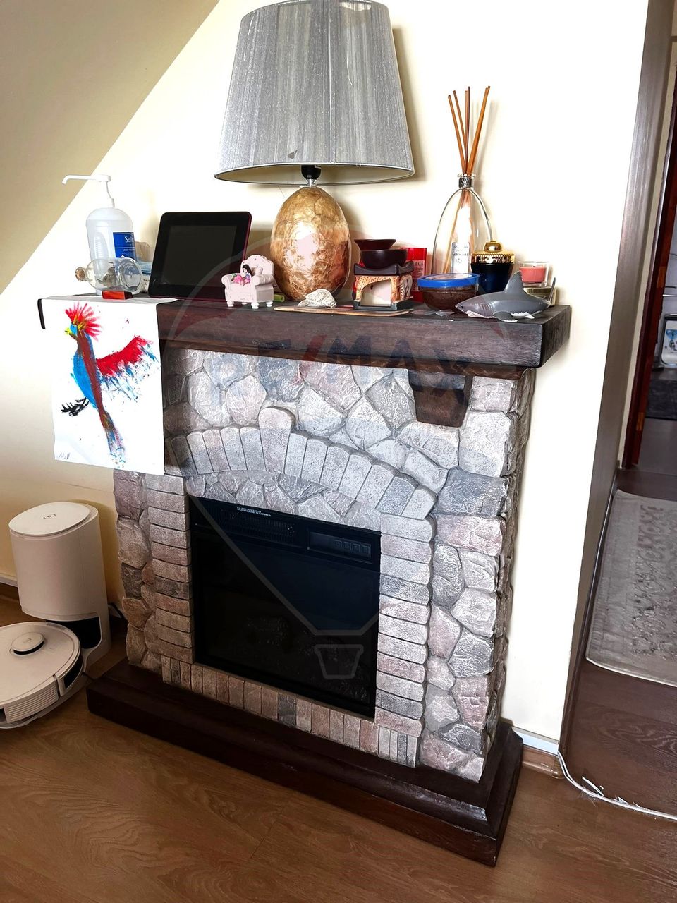 Apartament cu 6 camere de vânzare în zona Fundeni