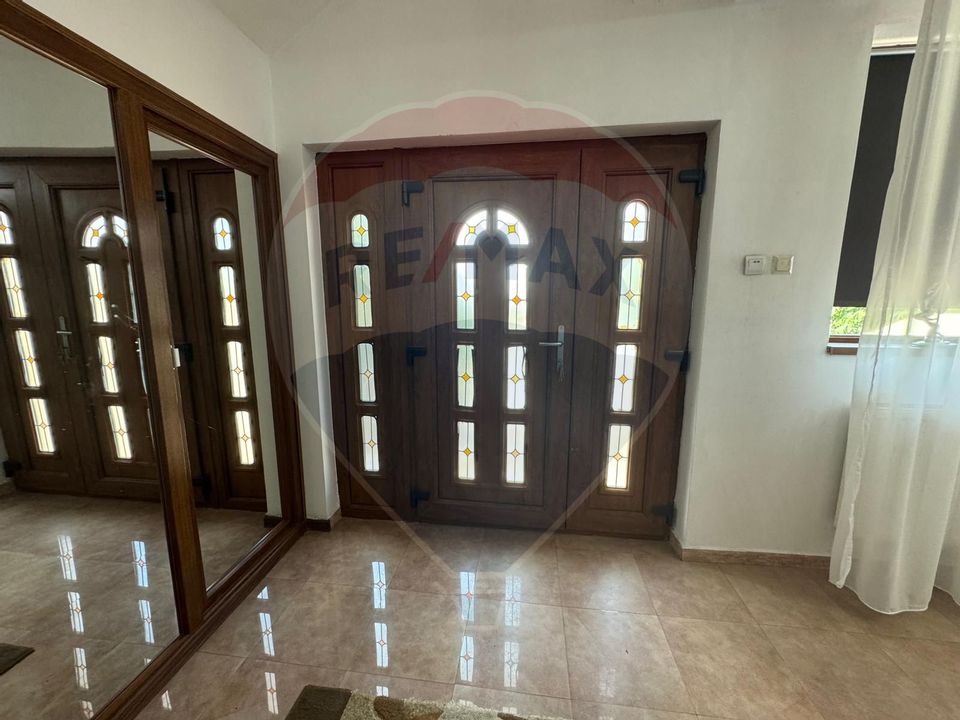 6 room House / Villa for sale