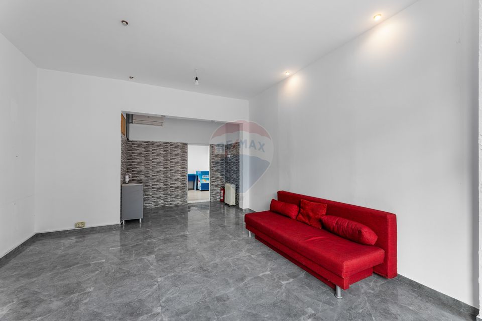 50sq.m Commercial Space for rent, Fortuna area