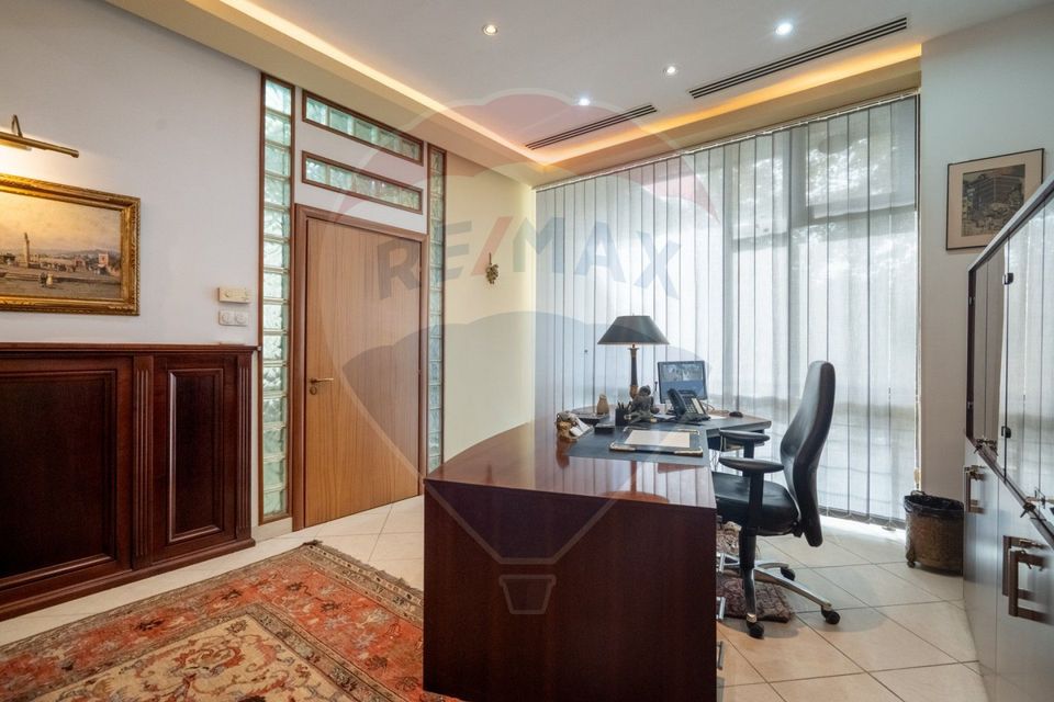 DE INCHIRIAT Spațiu comercial Bd. Unirii – 1335 mp