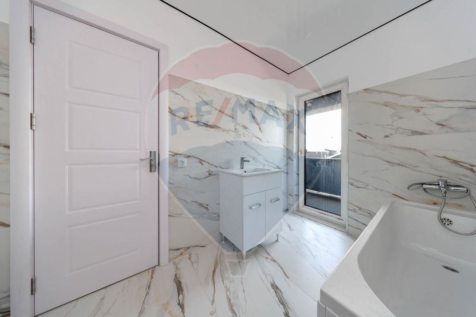 4 room House / Villa for sale