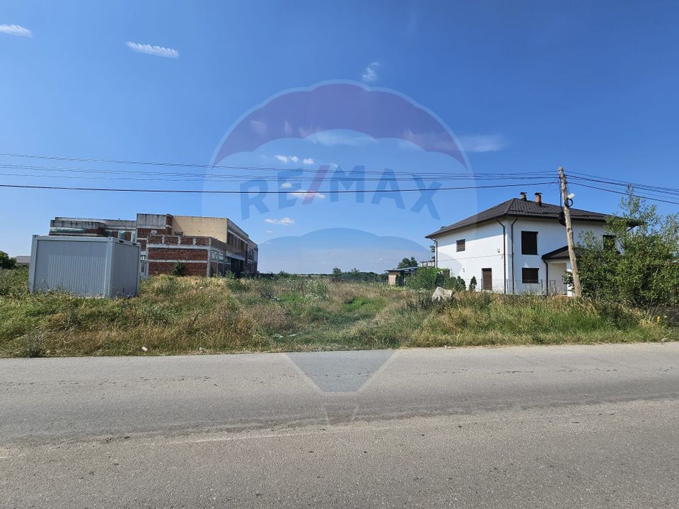 Plot of land for sale 3071sqm Mihailesti Str complex