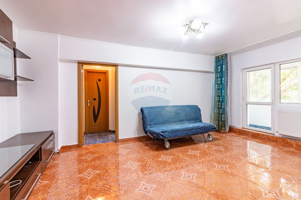 Apartament cu 2 camere de vânzare în zona Tei