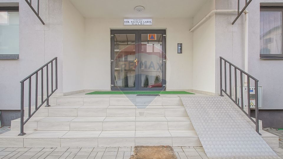 Apartament 2 camere premium, loc de parcare, boxa | Zona Tractorul