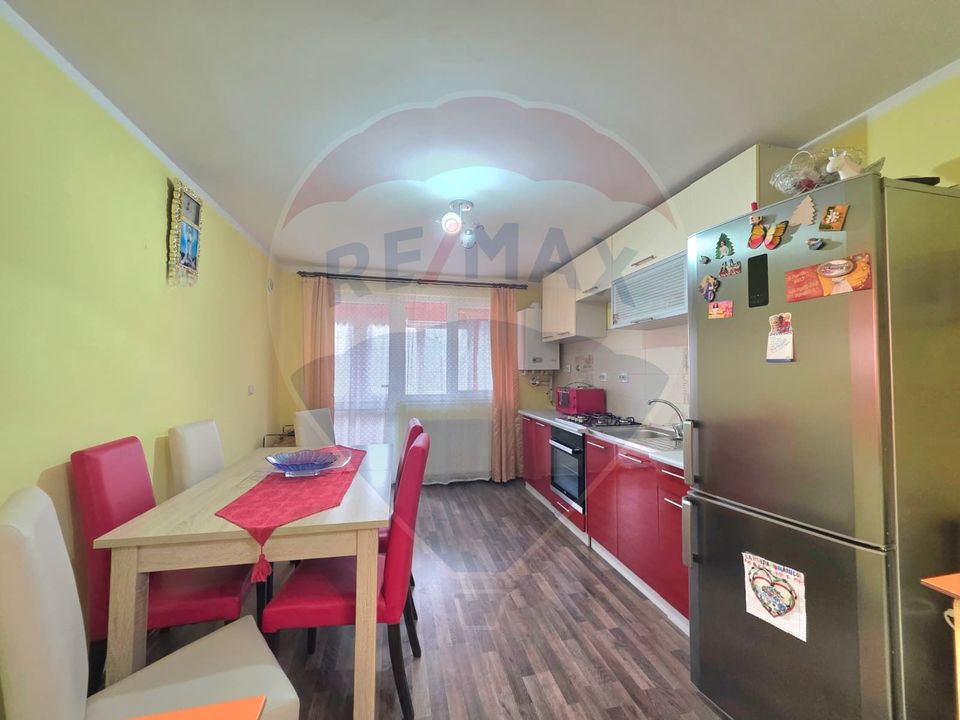 4 room House / Villa for sale, Sud area