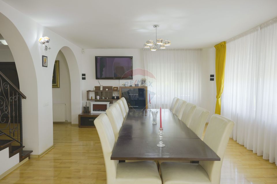 7 room House / Villa for sale