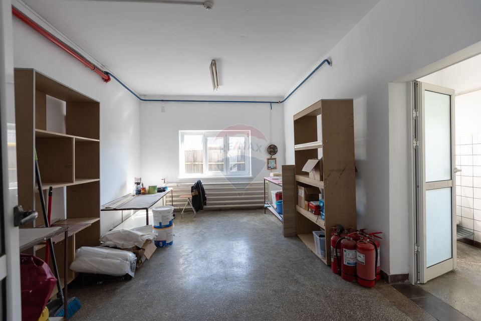 940sq.m Commercial Space for rent, Serbanesti area