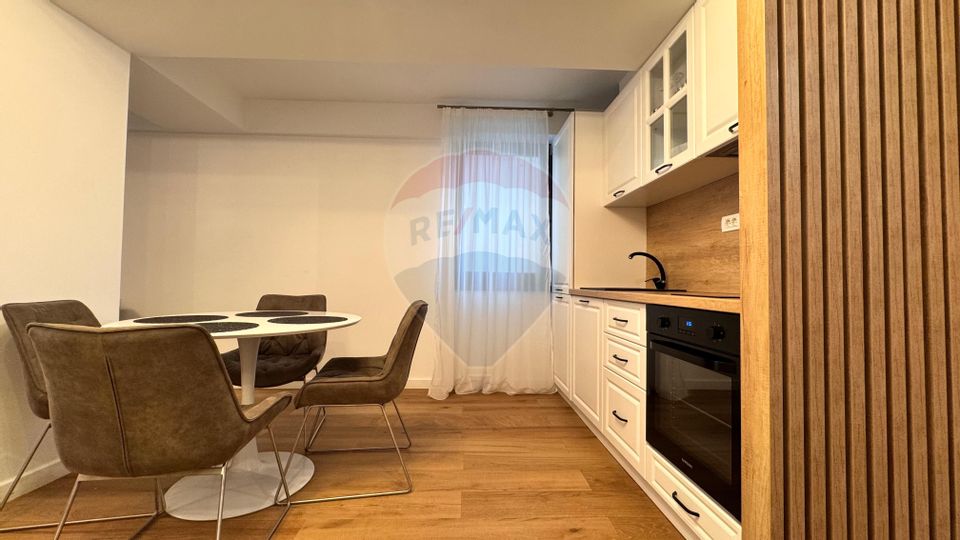 Apartament format din 3 imobile, vedere frontala la mare, Mamaia Nord