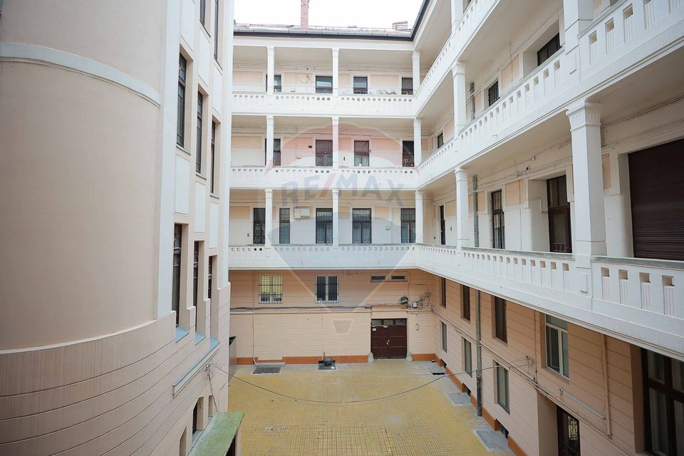 Apartament 1 camere, Palat Apollo, Pietonală Oradea, De Vânzare