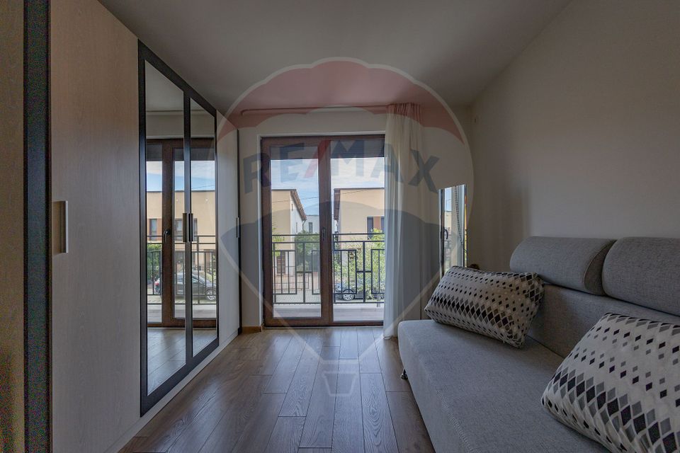 4 room House / Villa for sale