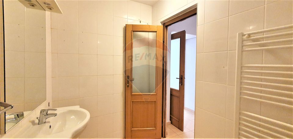 57sq.m Commercial Space for rent, Centrul Istoric area