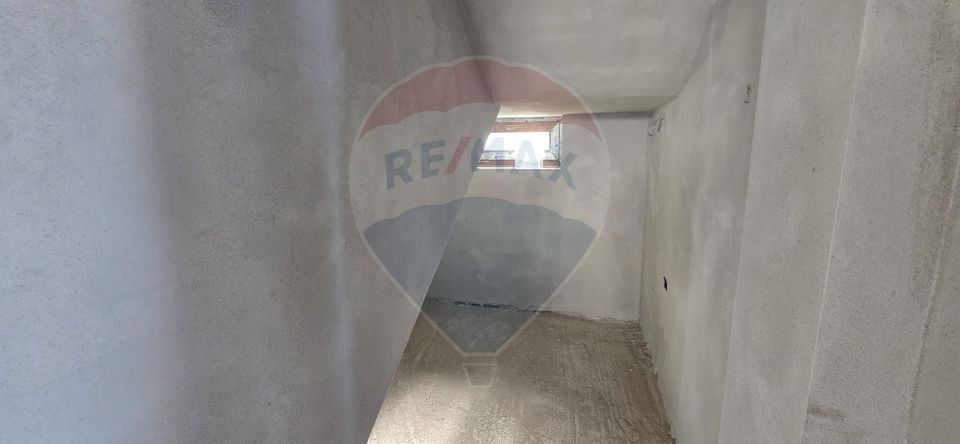 5 room House / Villa for sale