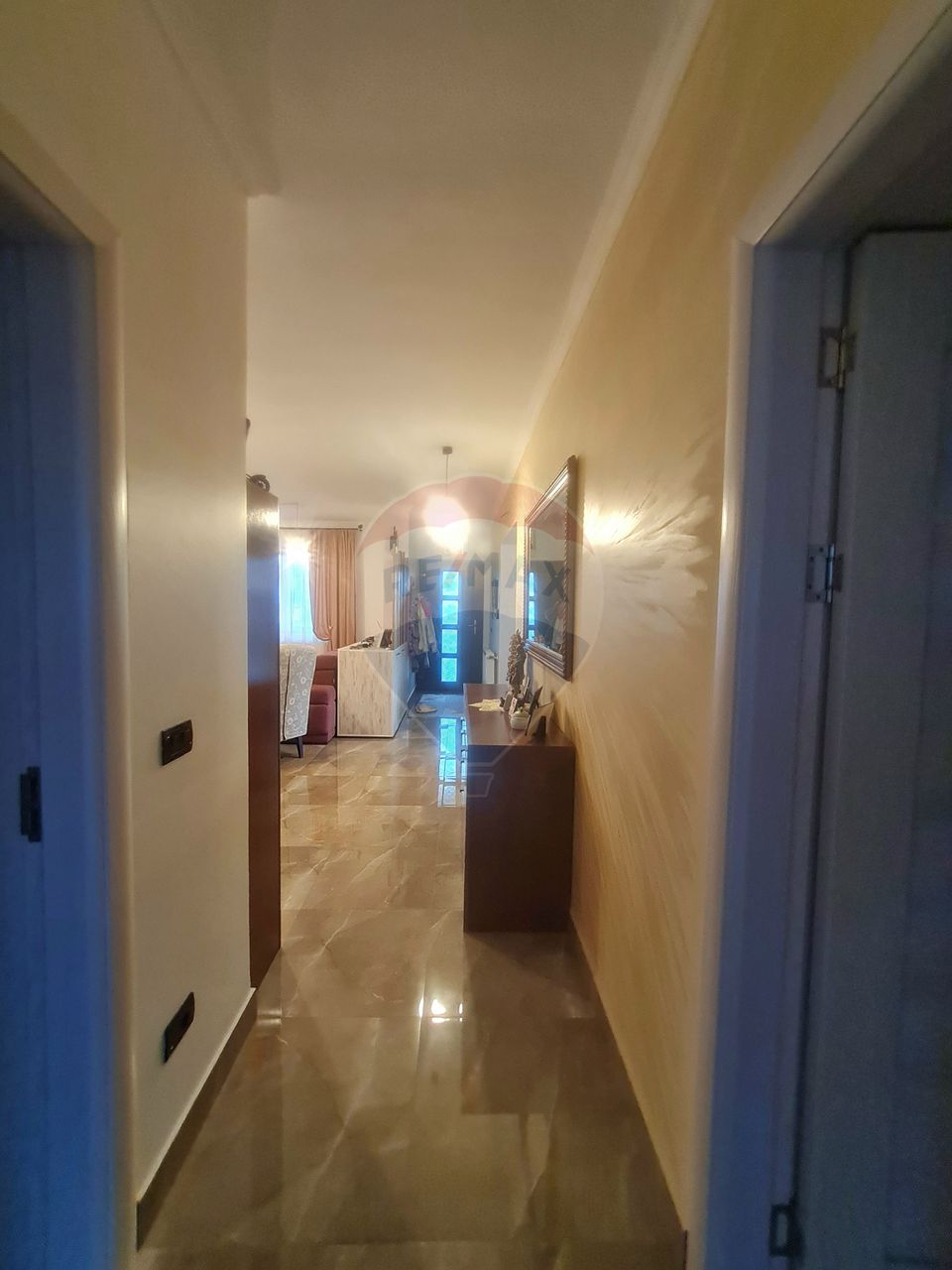 Vila moderna P+M cu 4 camere de vânzare