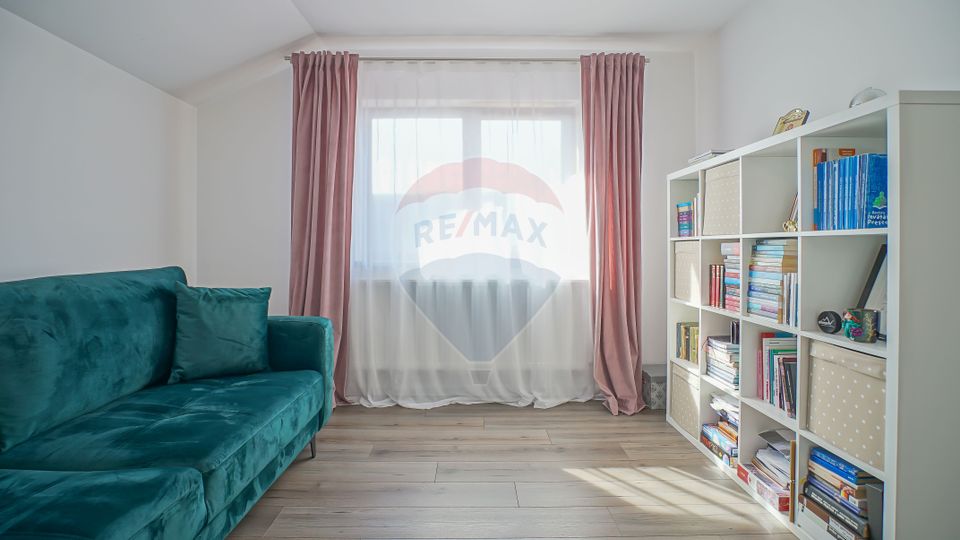 4 room House / Villa for sale