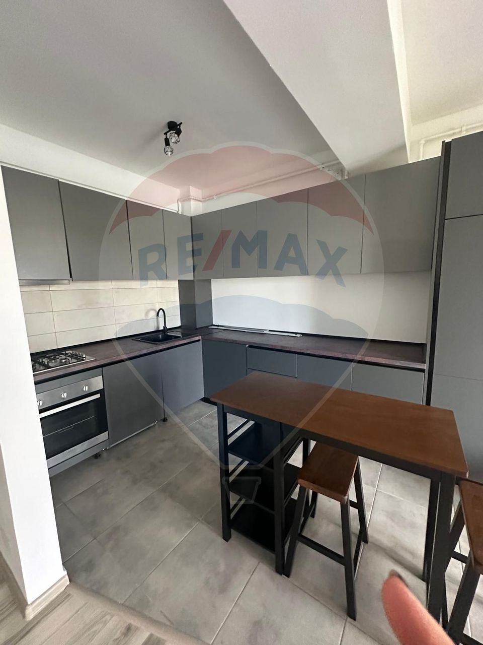 Apartament cu 2 camere de vânzare | Cosmopolis | Balcon | Investitie