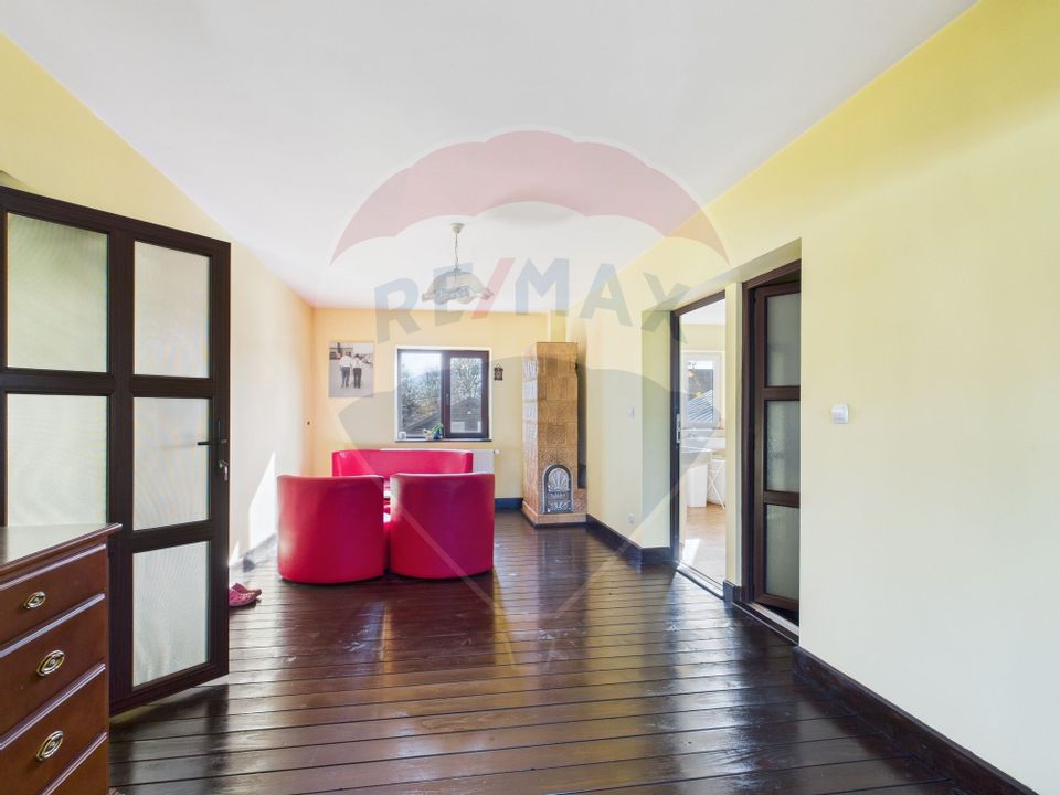 Vilă spațioasă în zona centrală Breaza, 310 mp utili, teren 610 mp