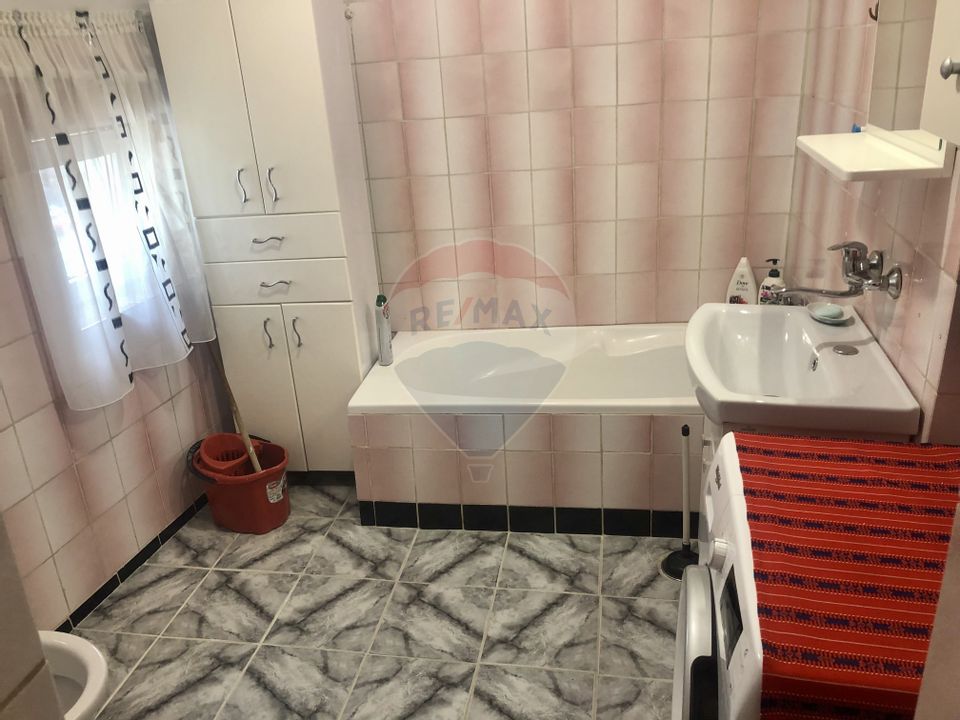 3 room Apartment for rent, P-ta Universitatii area