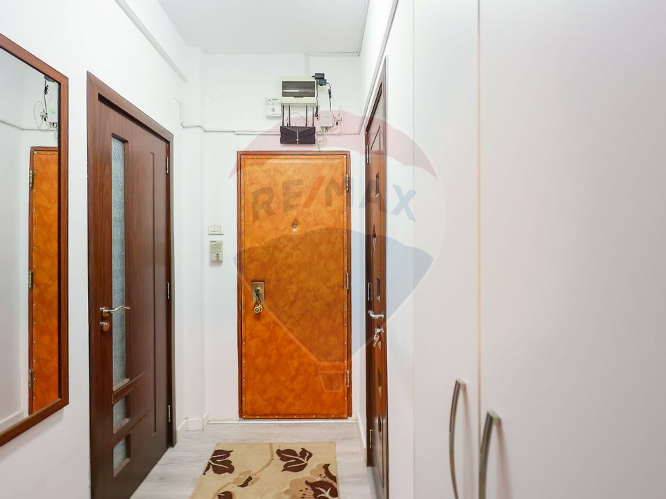 4 room Apartment for sale, Central area