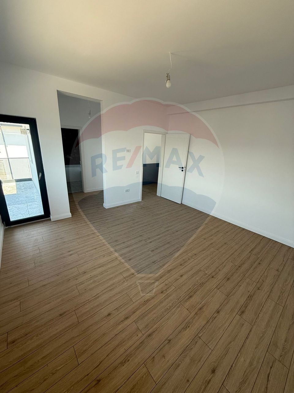 Casă / Vilă Individuala Bragadiru finisaje lux