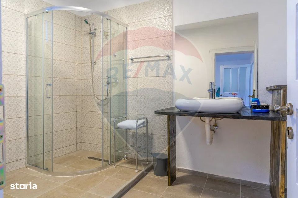 5 room House / Villa for sale