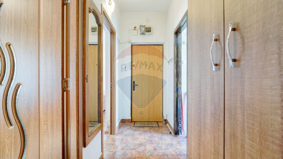 2 room Apartment for sale, Tractorul area