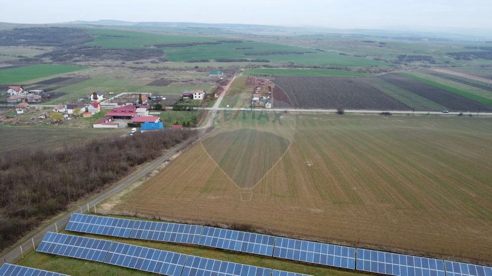 Land 9,800sqm Luna de Jos / Strada Principala