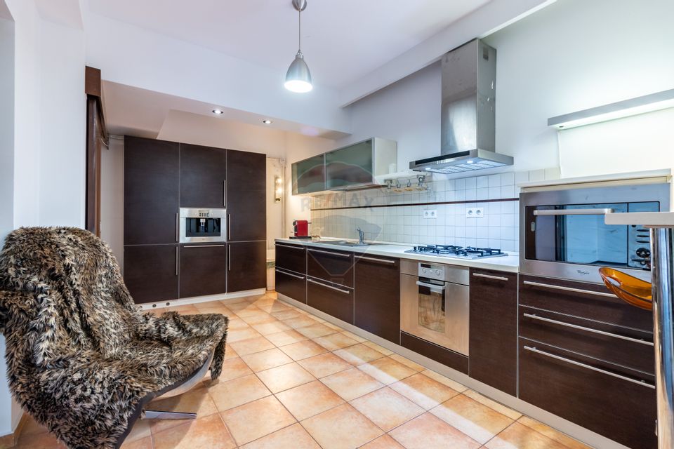 Sale | apartment | 4 bedrooms | 163 sqm | Dorobanti | parking