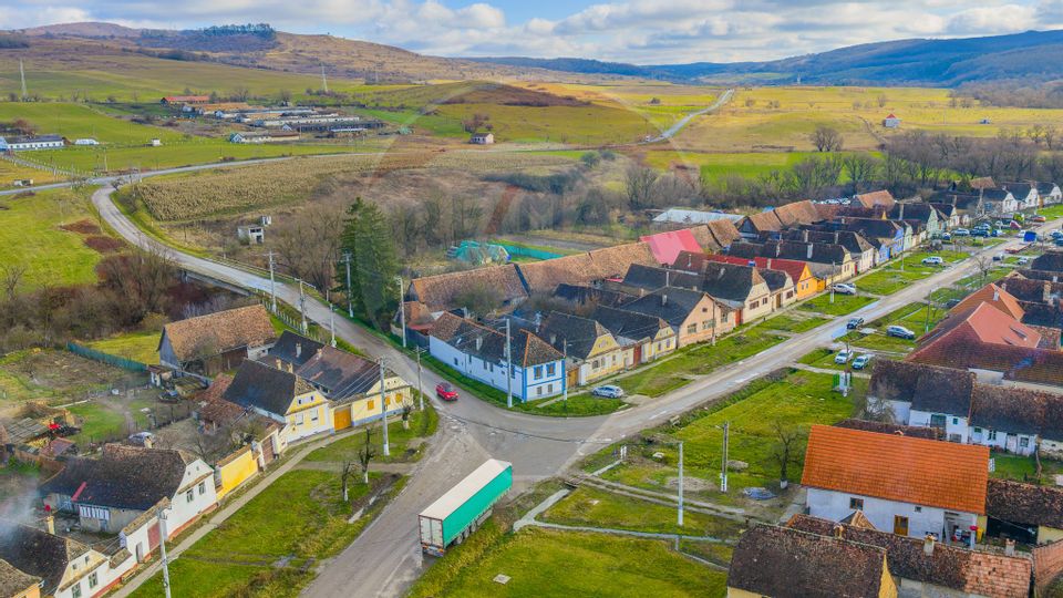 Casă / Vilă cu 7 camere de vânzare