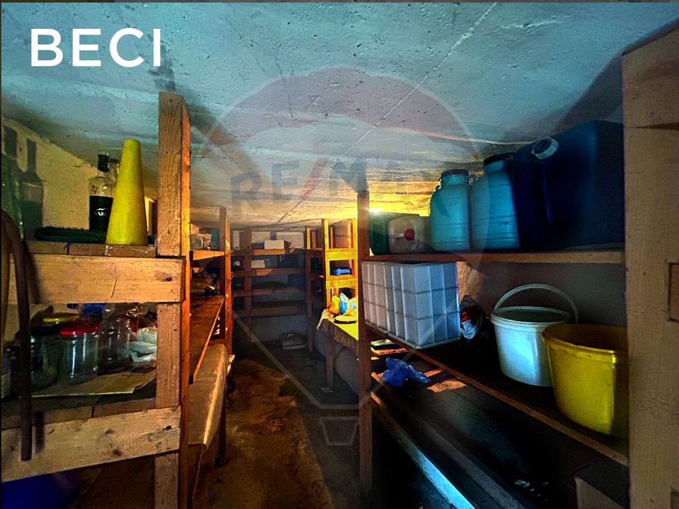 Casă din caramida cu 4 camere de vânzare in Bucumi MM langa DN