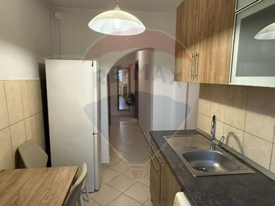 VANZARE Apartament cu 2 camere in zona Favorit / Drumul Taberei