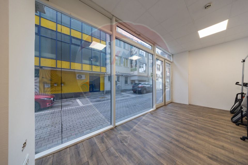 537sq.m Commercial Space for rent, Vlahuta area