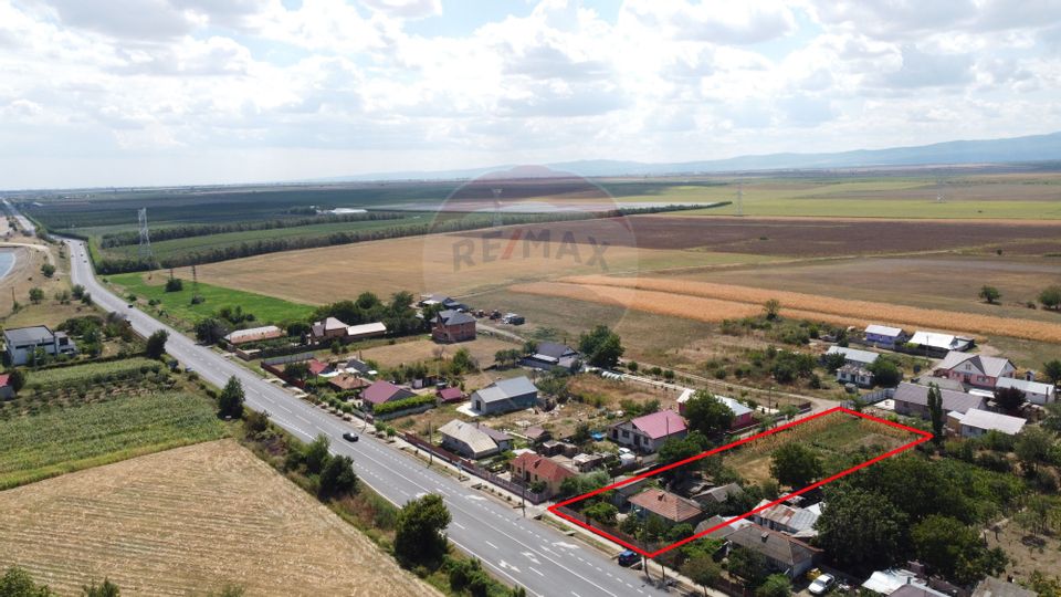 Casă cu teren Haret