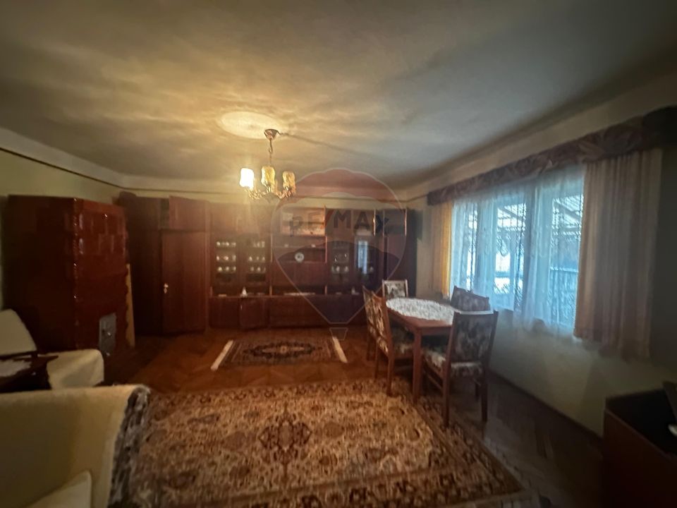 Viseul de Sus- CASA , priveliste, liniste ,