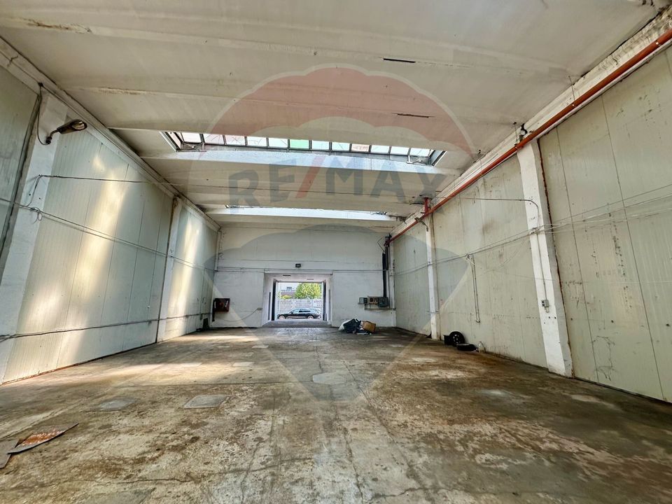 558sq.m Industrial Space for sale, Sud area