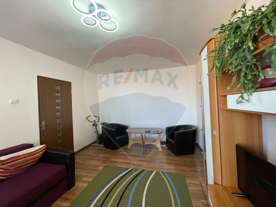 Apartament de închiriat pe Mihai Viteazu