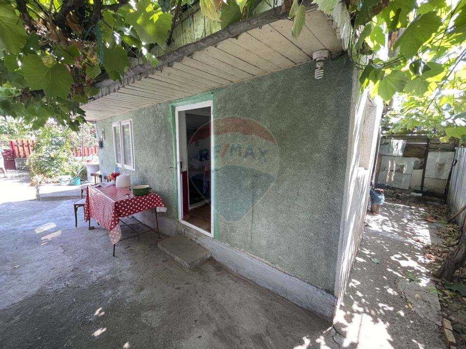 Casă cu teren Haret