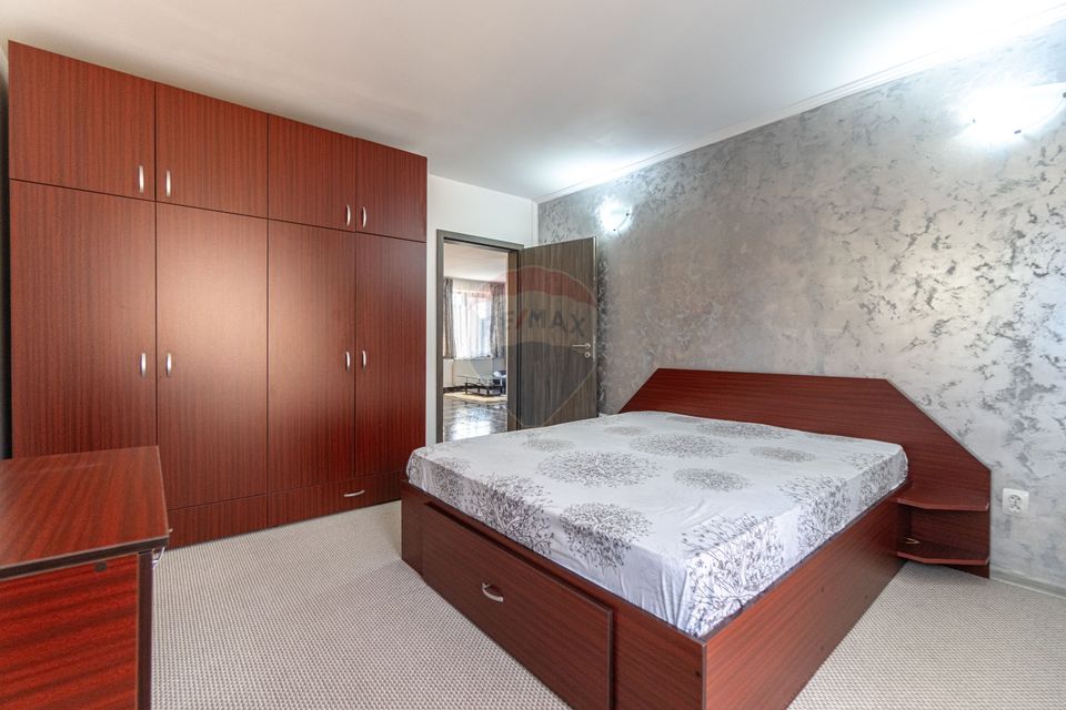 5 room House / Villa for sale