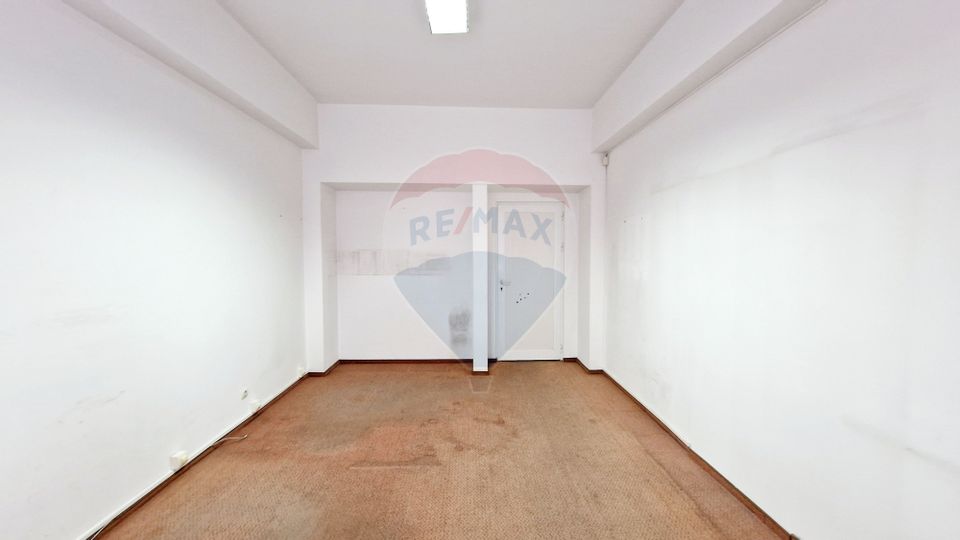 20sq.m Office Space for rent, P-ta Universitatii area