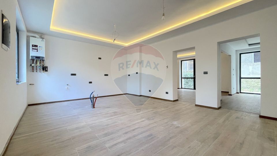 82.73sq.m Office Space for rent, Cetatea area